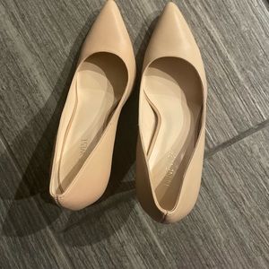 Nine West womens heels tan/beige